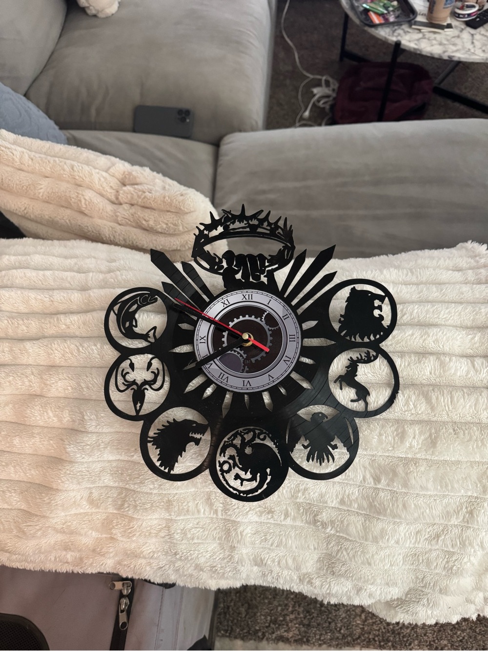 Game of Thrones House Crest Wall Clock (made from vinyl record - Home Wall Decor